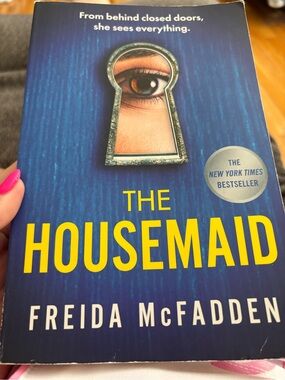 The Housemaid Paperback